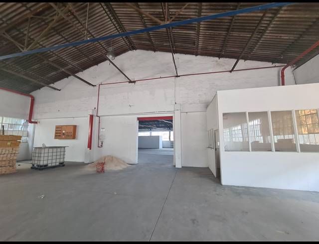 1,432M² WAREHOUSE TO LET IN KASSELSVLEI